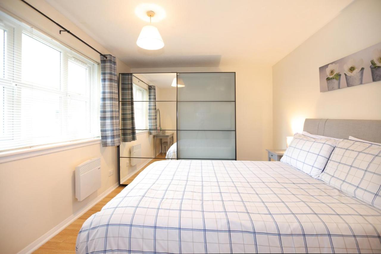 Edinburgh Palace Apartment Bagian luar foto