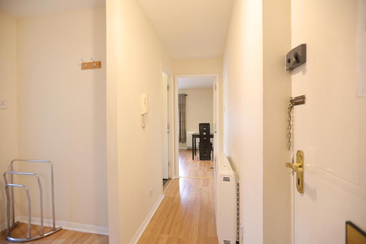 Edinburgh Palace Apartment Bagian luar foto