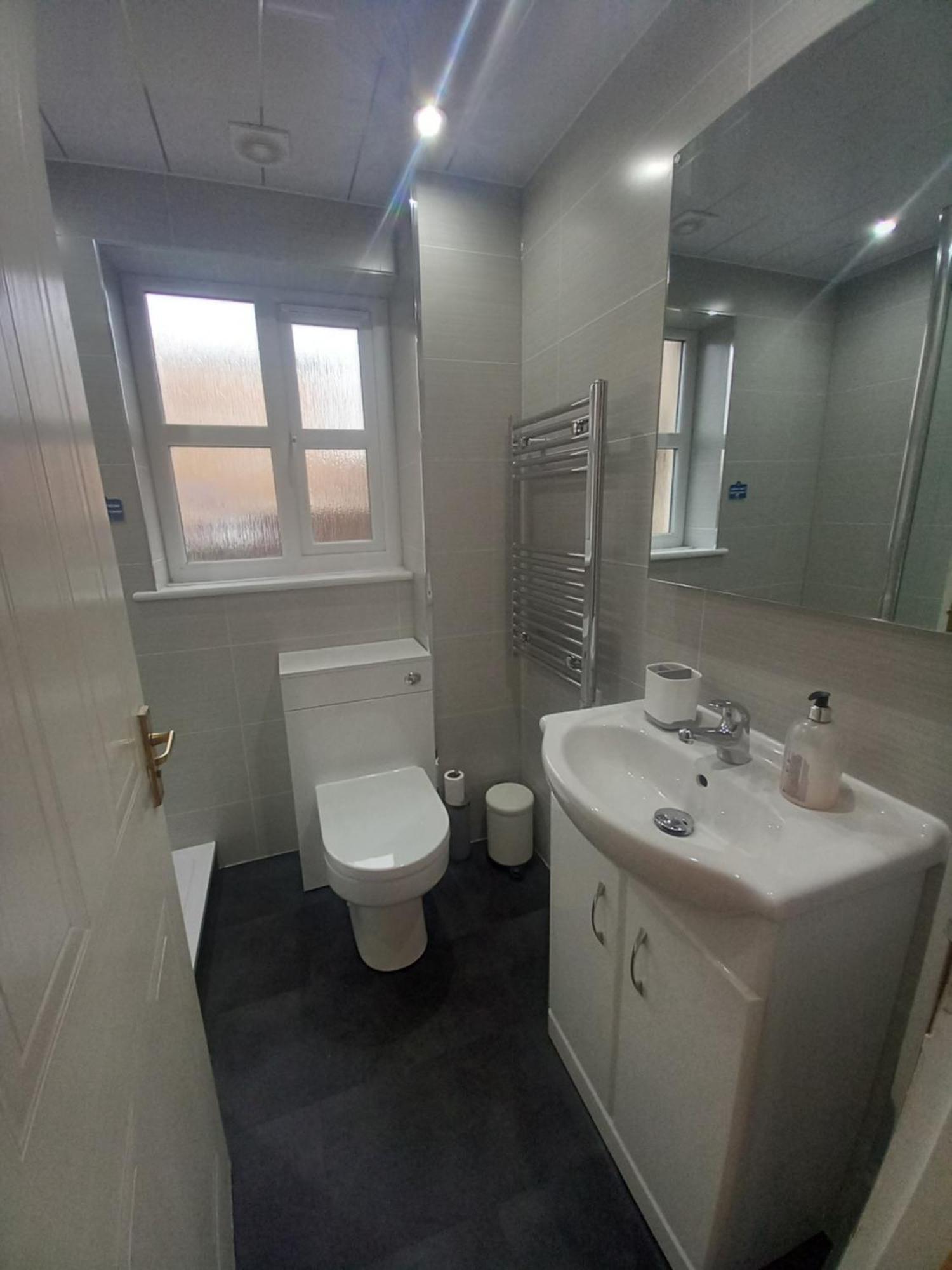Edinburgh Palace Apartment Bagian luar foto